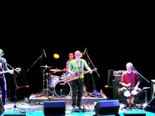 IEM&TBB_NoProblem_TheatreTraversiere081210