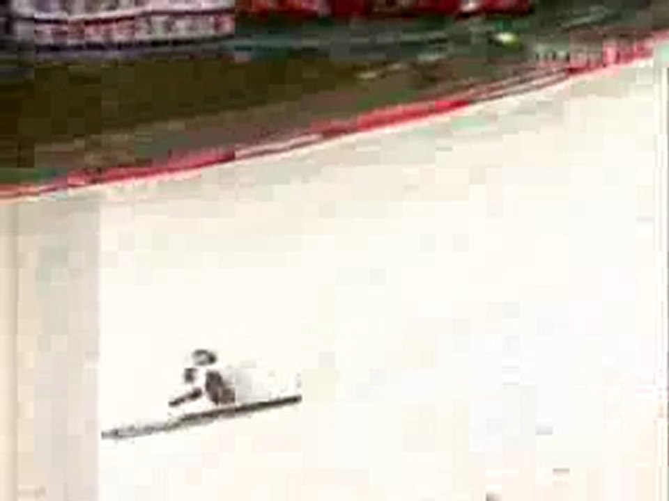 Jan Mazoch eats it