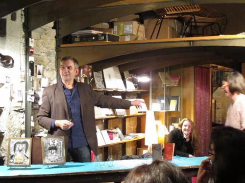 Vente de Livres Uniques à la Librairie Bonnes Nouvelles