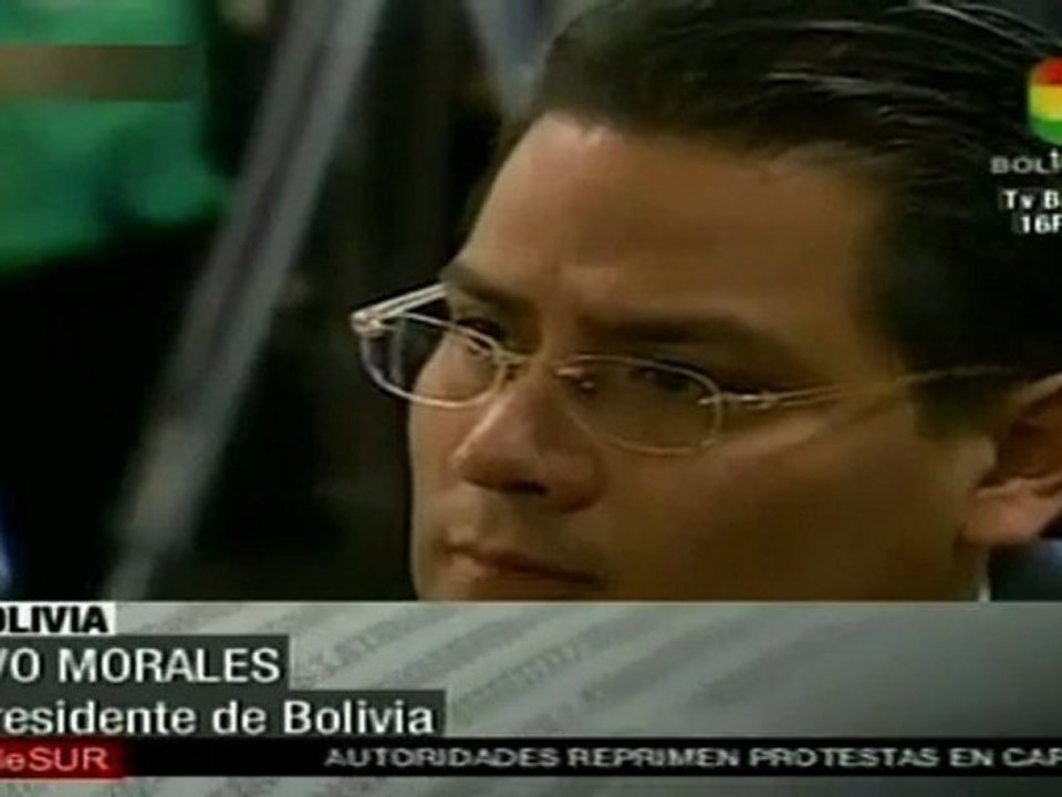 Evo Morales cuestiona presencia de avión de EE.UU. en Argentina