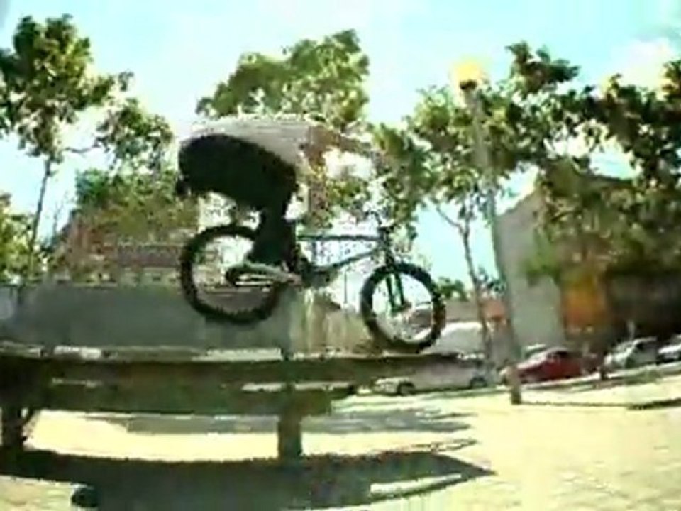 Levi.com/BMX 2008 Clip of the Week 13 "Nathan Williams Mix"