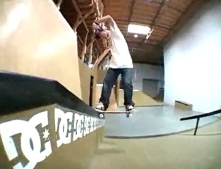 Ryan Gallant Trick Tip: Frontside Noseslide
