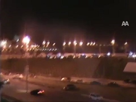 BAHREYN VE LİBYA'DA GÖSTERİLER DEVAM EDİYOR