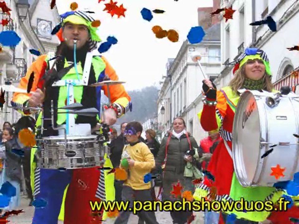 CIRCUS GROOVE MELODY animation deambulatoire