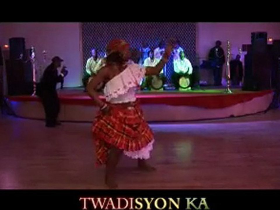 LE GROUPE "" TWADISYON KA " DE LYON"