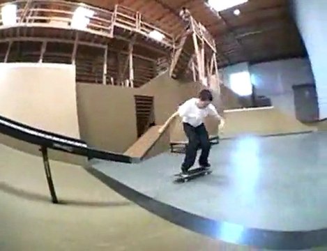 Ryan Smith Trick Tip: Backside Lipslide
