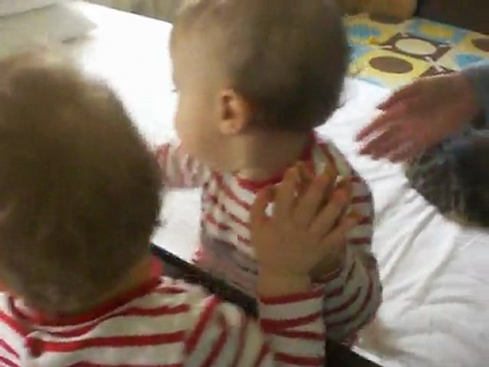 Miroir, mon beau miroir... (version 2)