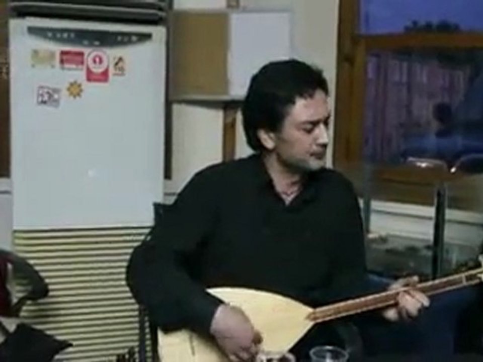 Serhat Tomur-Yiğidim Aslanım Burda Yatıyor