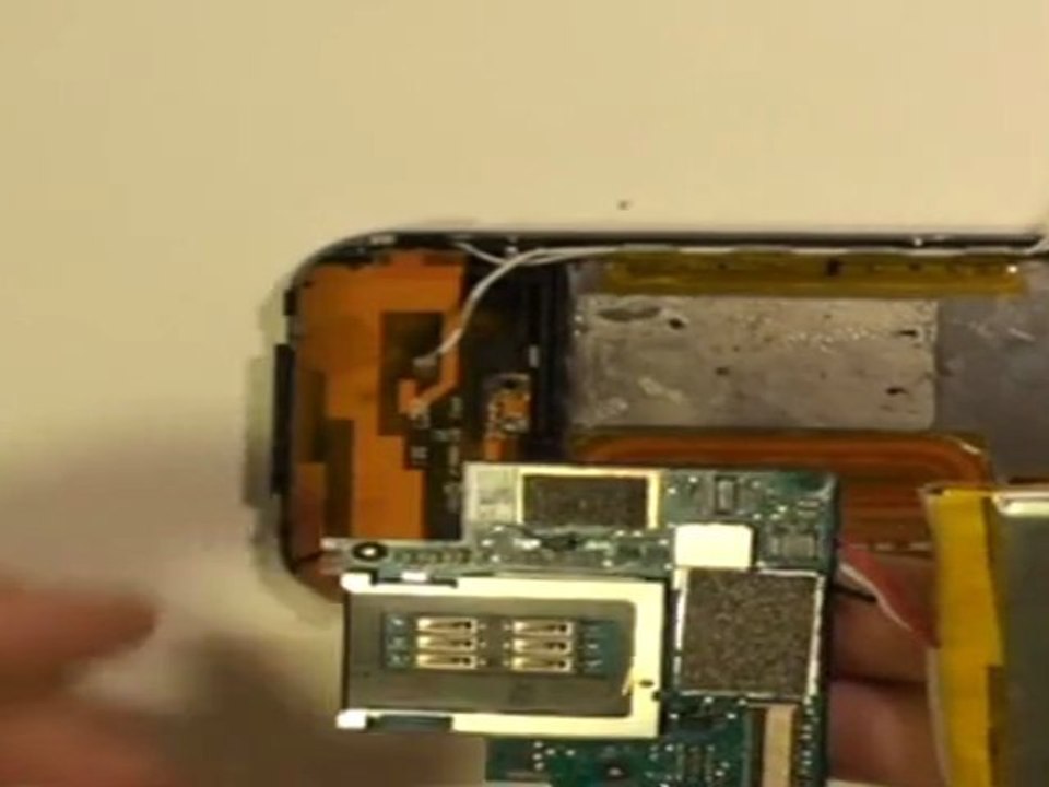 iPhone 2G LCD Screen Repair Take Apart Guide
