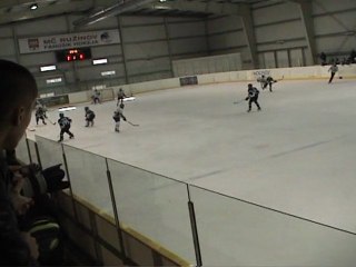 II.tretina Slovan - Nitra 12.2.2011 SHT6