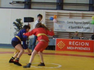 Combat de Juliette aux championnats régionaux de sambo