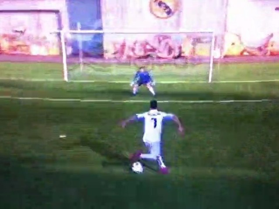 (PS3 - Fifa 11) Feinte coup du foulard + coup du foulard