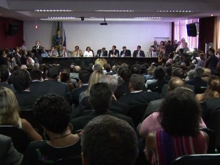 Woman named to lead Rio police amid purge