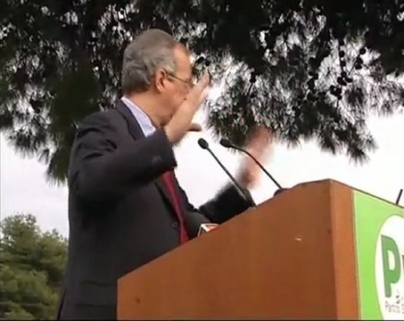 PD. Walter Veltroni si dimette. Il commento del segretario provinciale Ruggiero Mennea