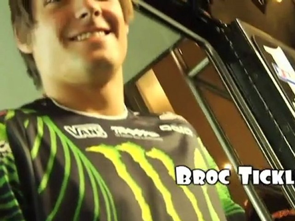 Dirt Shark 2011 - Monster Energy Supercross Oakland