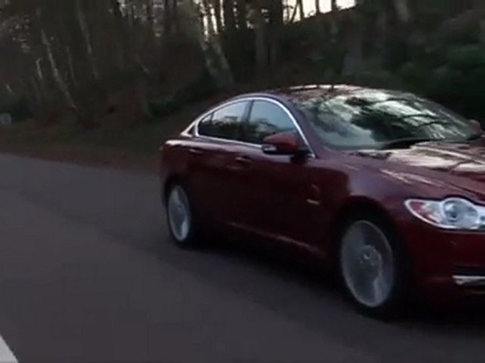 XF What Car? 'Best Executive Car' 2011