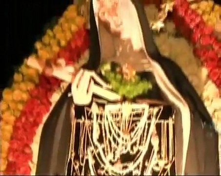 Tra sacro e profano, gli auguri di Mons. Pichierri