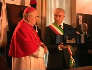 Il Cardinal Sodano saluta la sittà di Trani