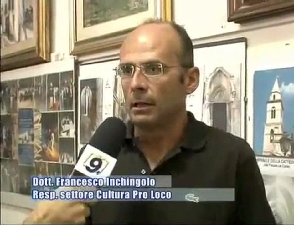 Andria, la città e' invasa dai cartelloni pubblicitari