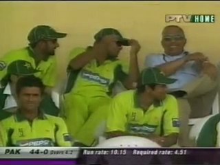 AFRIDI SIXES VS INDIA 2005 100 ON 45 BALLS
