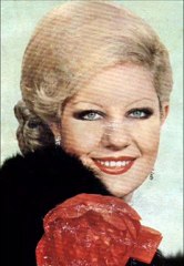 Emel Sayın - DUDAKLARINDA ARZU