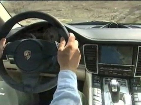 GC-Porsche Panamera S, California Desert Drive