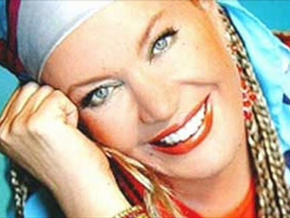 Emel Sayın - GİT GİDEBİLİRSEN