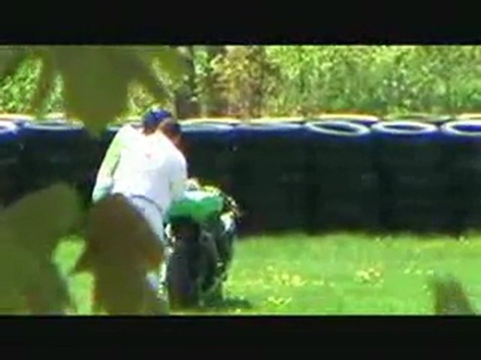 2009 Parts Canada Superbike National Crash #7