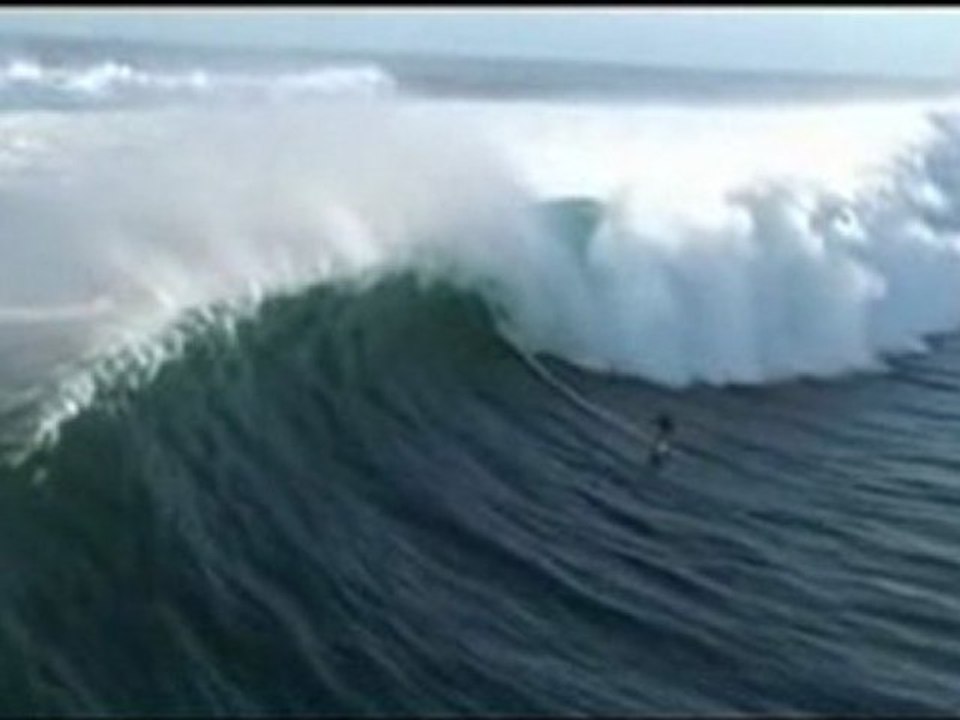 nice tow in surf ride