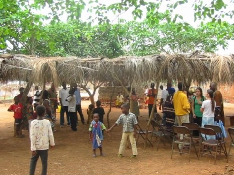 Mission de chantier international de volontariat au Togo pour la mise en place de bibliothèque au Togo