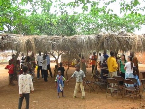 Mission de chantier international de volontariat au Togo pour la mise en place de bibliothèque au Togo