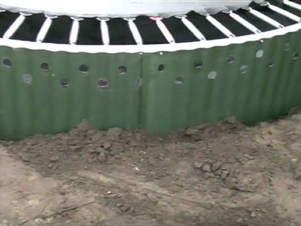 trampoline enterre - Vidéo Dailymotion