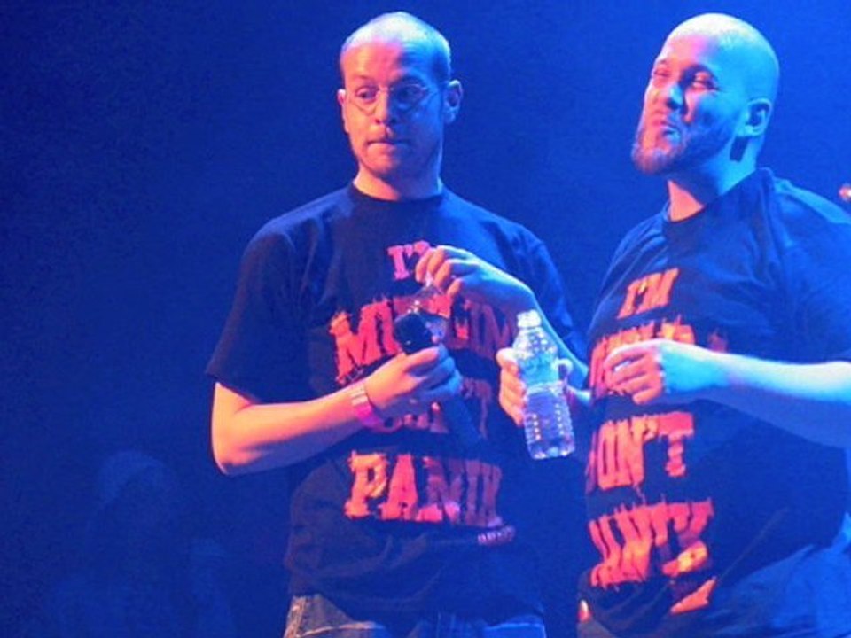 Marcus Gram & SolySly Jones - "Cabane au Canada"