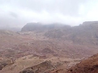 00017 Panorama du lieu aux sacrifices - Petra