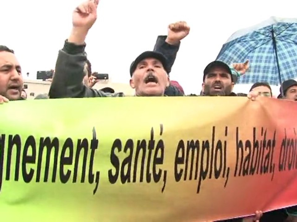 Manifestantes reclaman reformas en Marruecos
