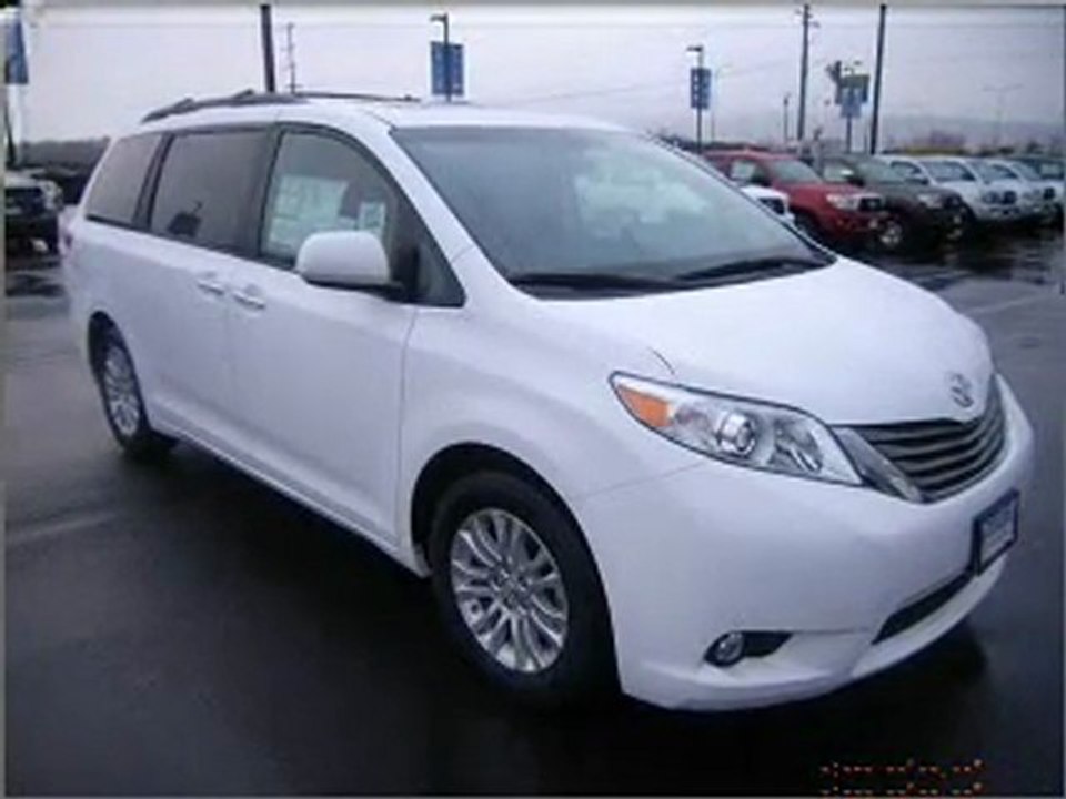 2011 Toyota Sienna Kelso WA - by EveryCarListed.com