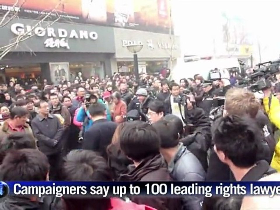 Arrests after Chinese web users call for protests