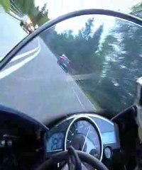 Yamaha R1 300 kmh