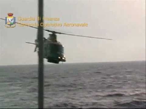 Lampedusa (AG) - Sbarcano tremila migranti nell'isola