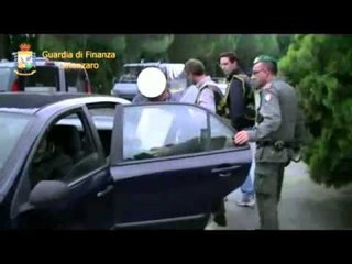 Télécharger la video: Lamezia Terme (CZ) - 18 arrestati per finanziamenti illeciti