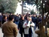 Marcianise (CE) - La protesta dei lavoratori a rischio della Competence Emea 2