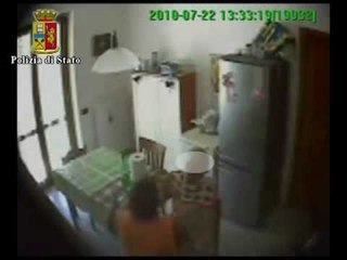 Massa Carrara - Schiaffi ad anziana invalida, badante in manette