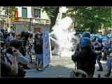 Torino - Disordini e violenze in occasione del G8 University Summit