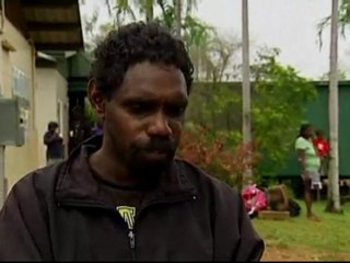Cyclone Carlos hits Northern Australia