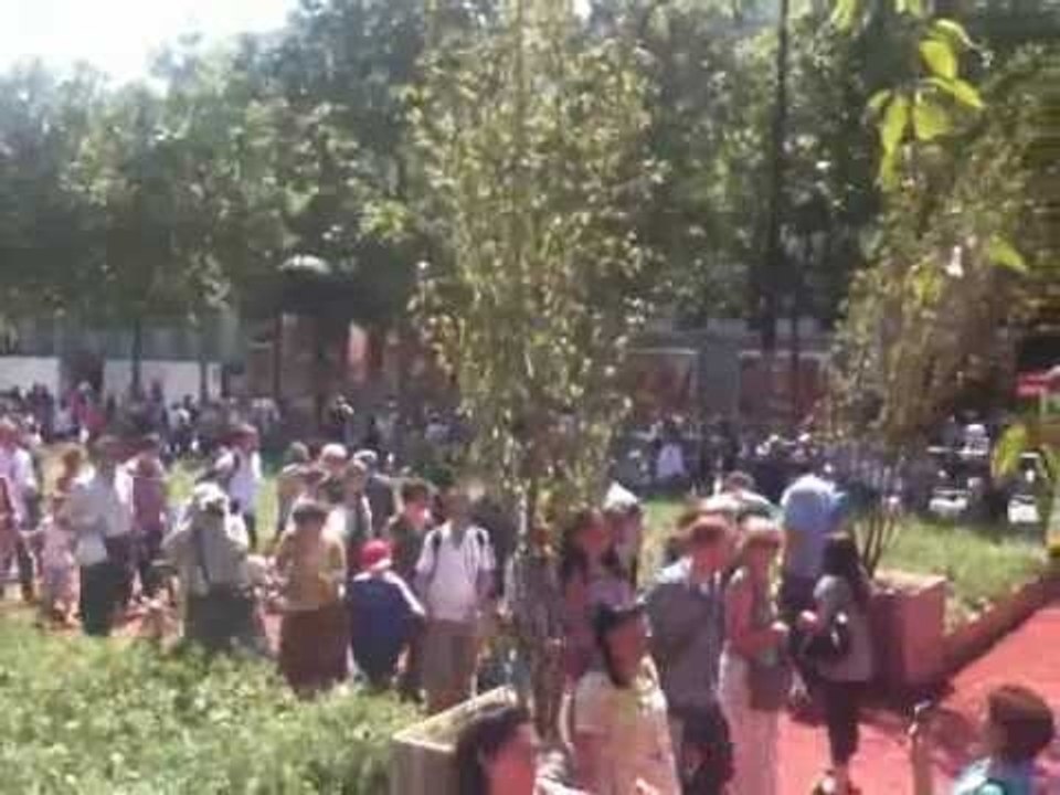 Parigi - Festa della biodiversità, gli Champs-Élysées trasformati in giardino