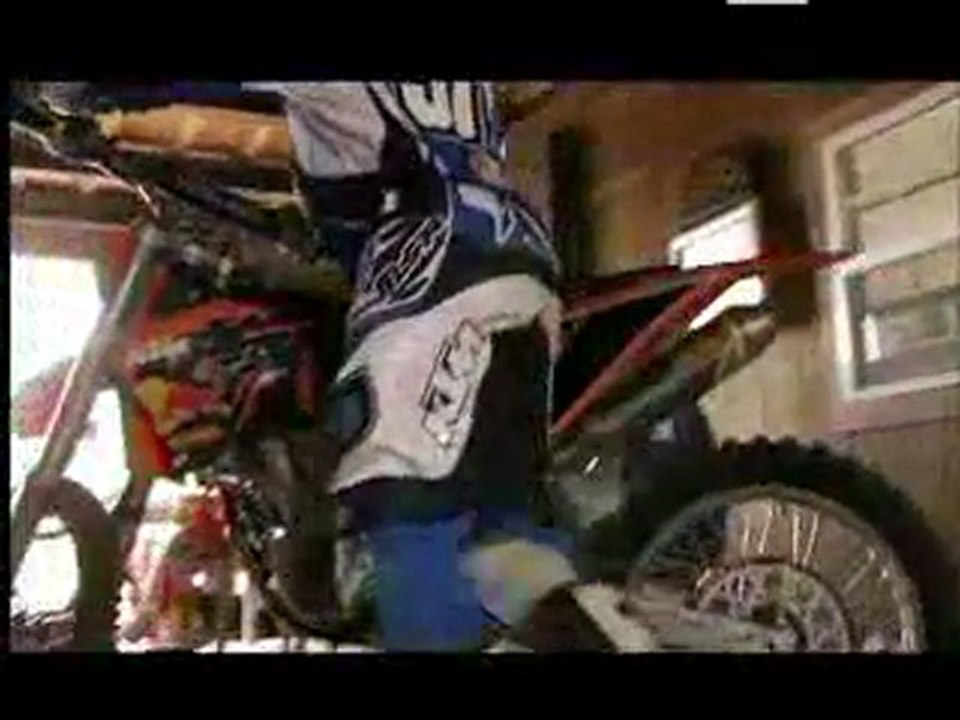 Supercross - At Home with Davi Millsaps