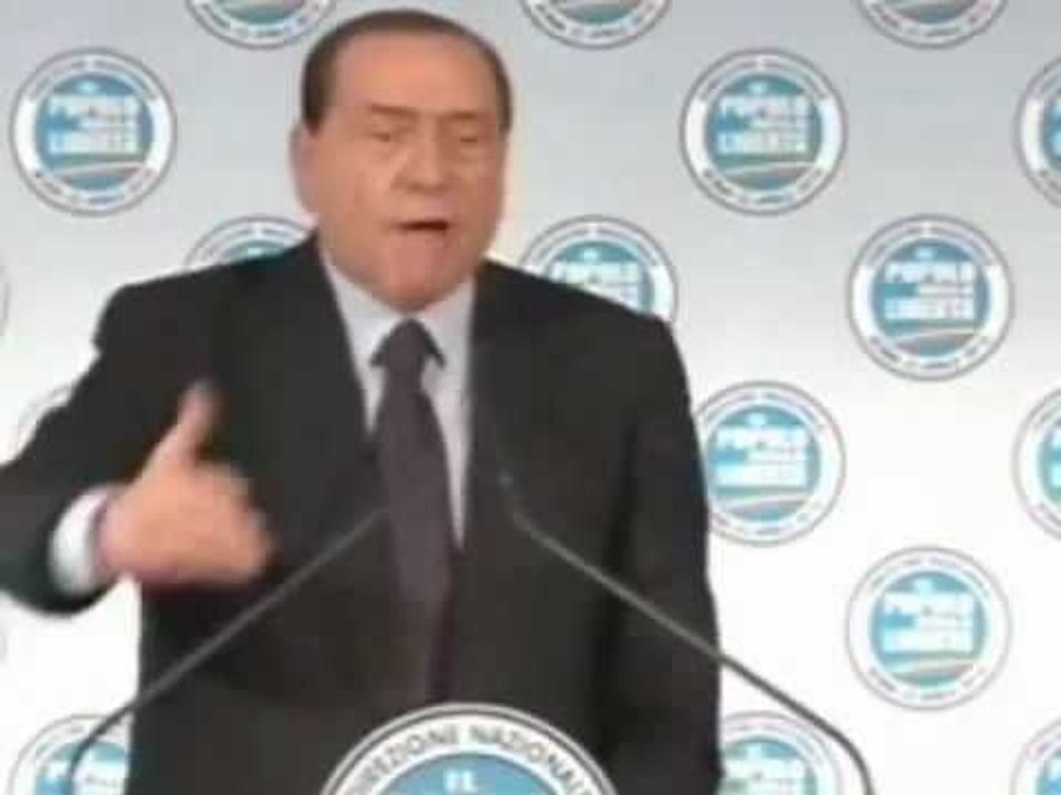 Roma - Pdl, Berlusconi a Fini, vuoi fare politi...