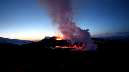 Islanda - Le immagini più belle del vulcano Eyjafjallajökull - 5