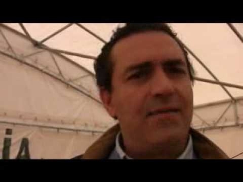 De Magistris - Leggi-scudo per Berlusconi e i suoi amici