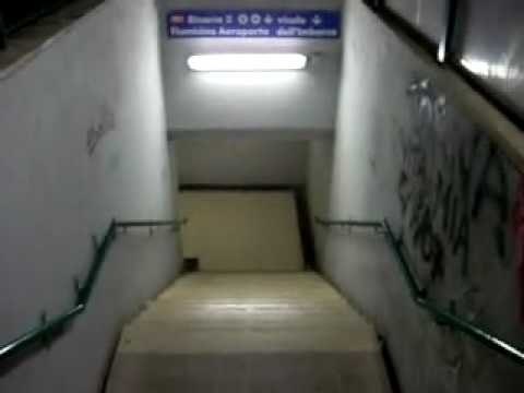 Roma - Stazione Magliana nel degrado